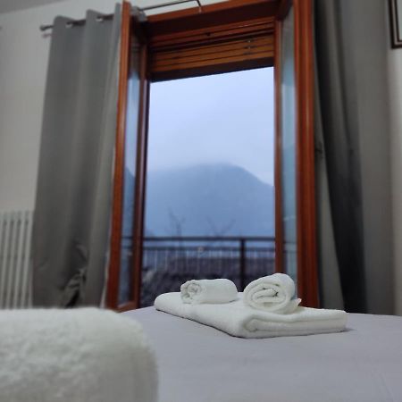 Casa Vacanza Il Corbetto Di Michela & Matteo Locana Kültér fotó