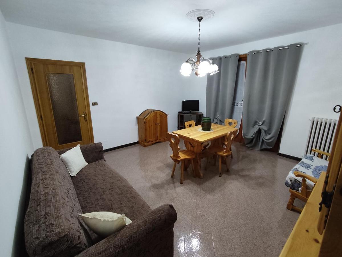Casa Vacanza Il Corbetto Di Michela & Matteo Locana Kültér fotó