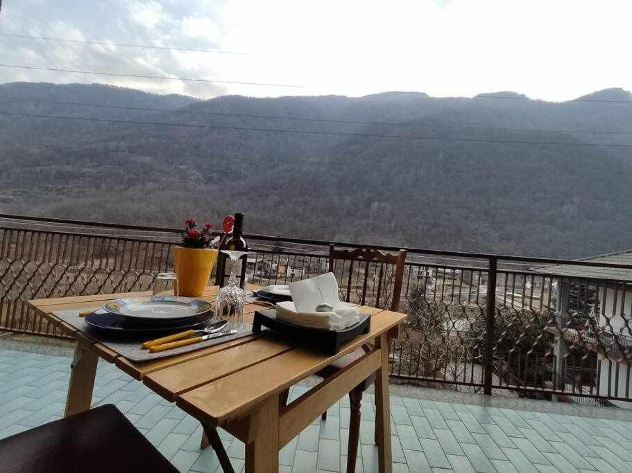 Casa Vacanza Il Corbetto Di Michela & Matteo Locana Kültér fotó